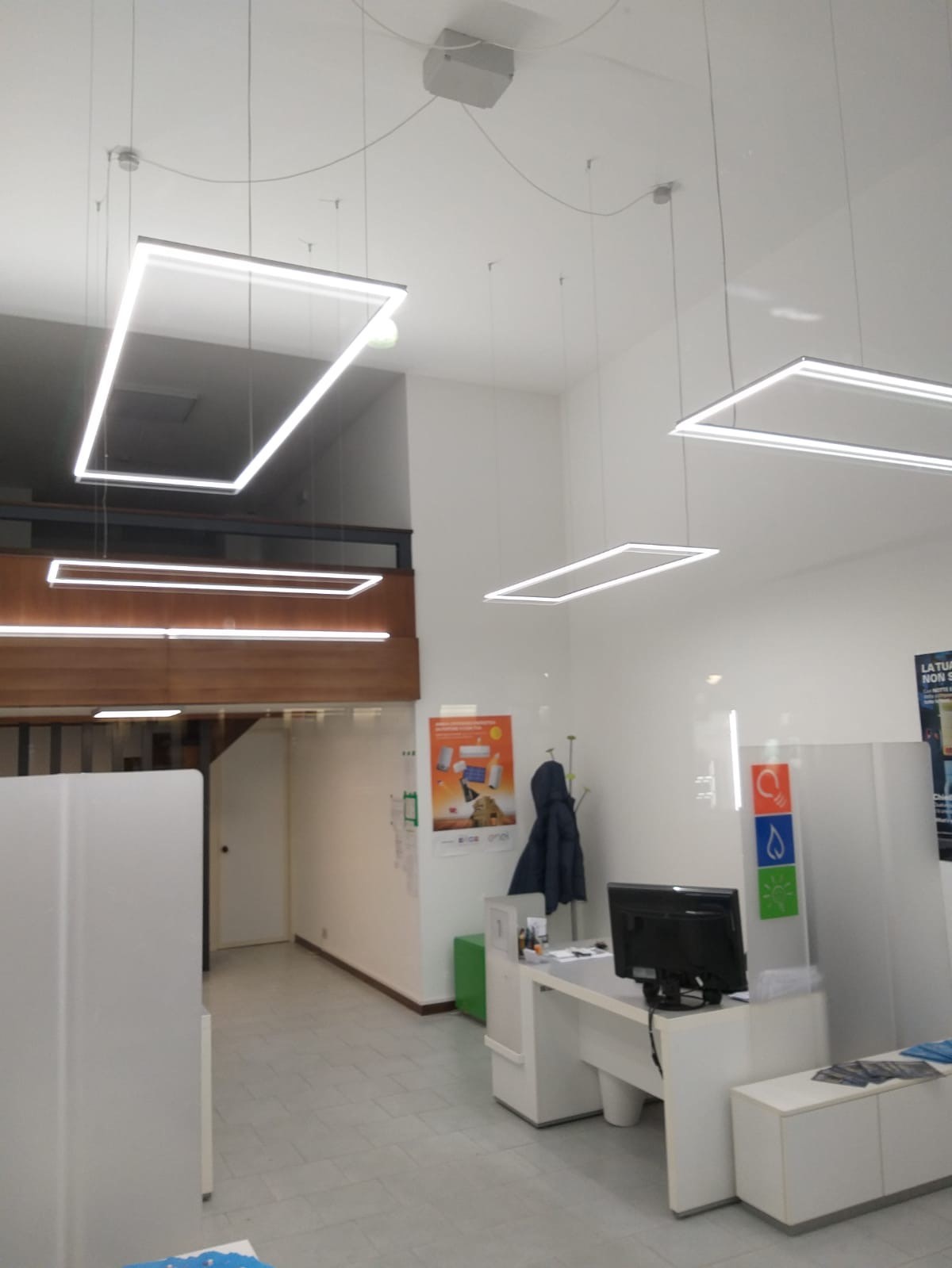 Illuminazione Led per Ufficio- Prodotti Made in Italy su misura